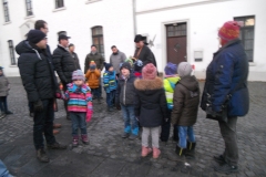 Der Nachtwächter erzählt auch Kindern spannende Geschichten