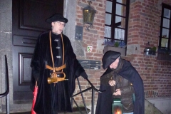 Nachtwächter mit Hilfsnachtwächter